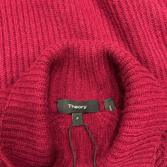 Theory Cashmere Sweater - Picture 9 of 11